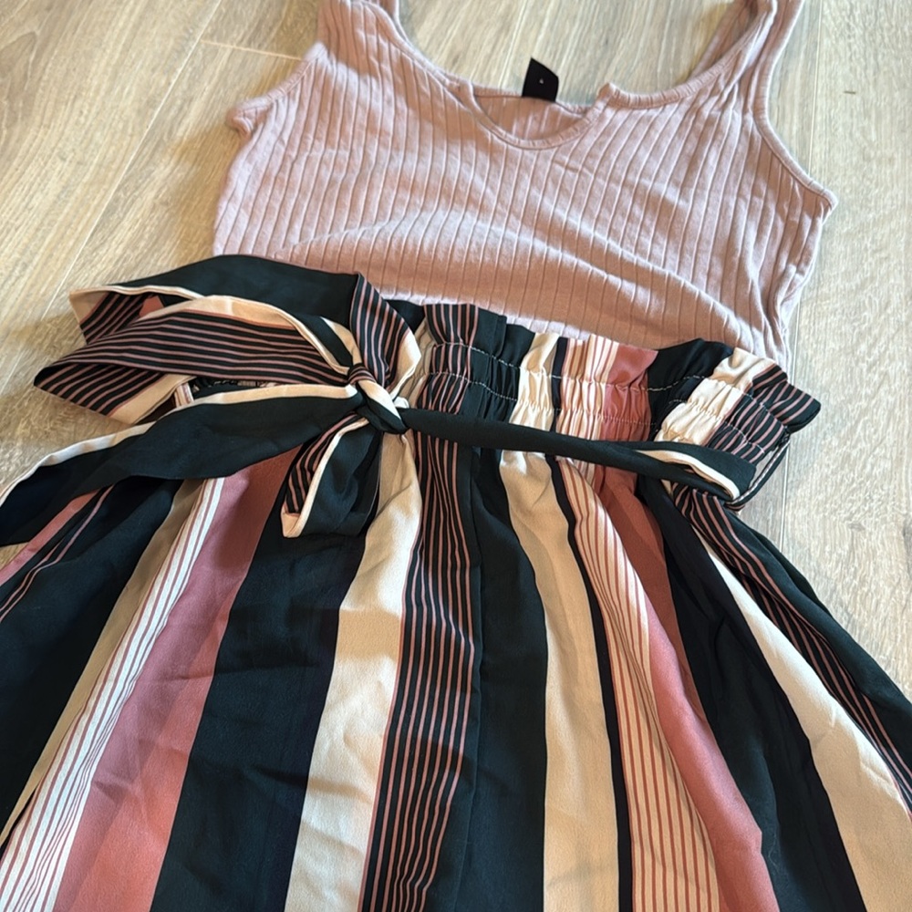 SHEIN Ribbed Pink Top - Picture 2 of 4